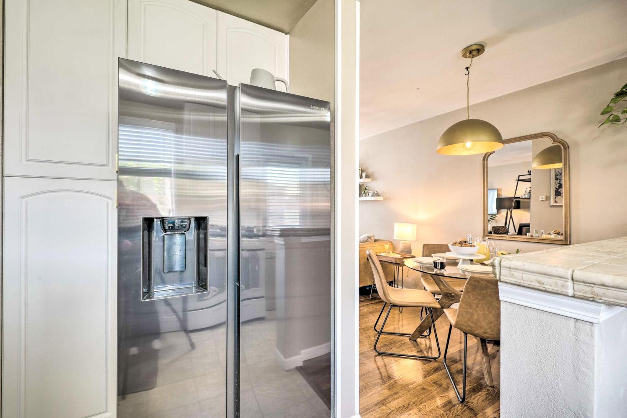 Villa Stylish And Modern Burbank Gem With Private Yard! Exterior foto