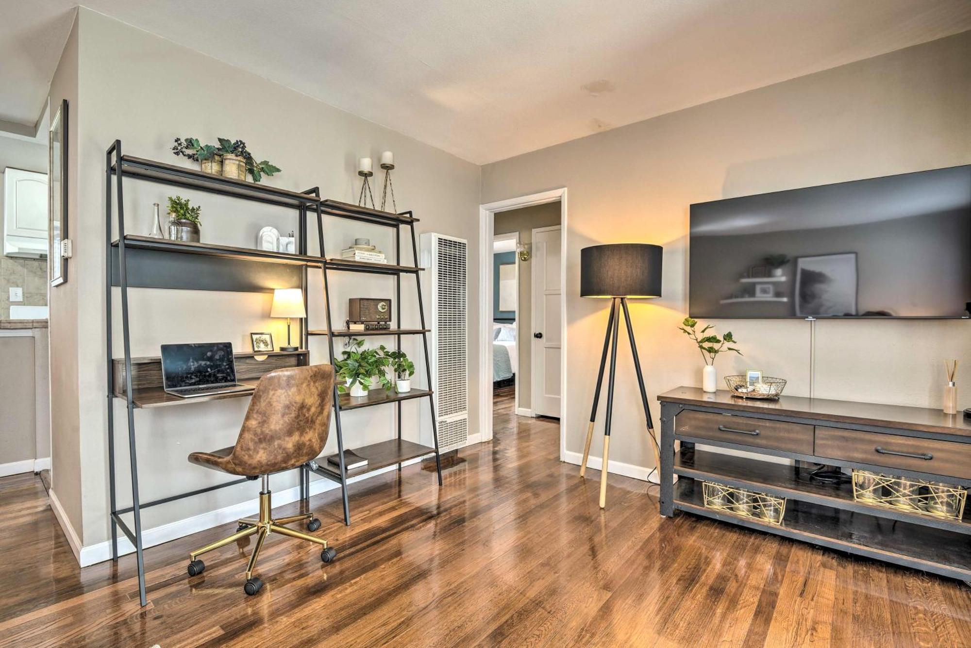 Villa Stylish And Modern Burbank Gem With Private Yard! Exterior foto